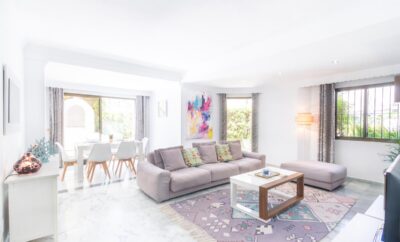 Golden Beach Beautiful sd-house, 3bd, pools